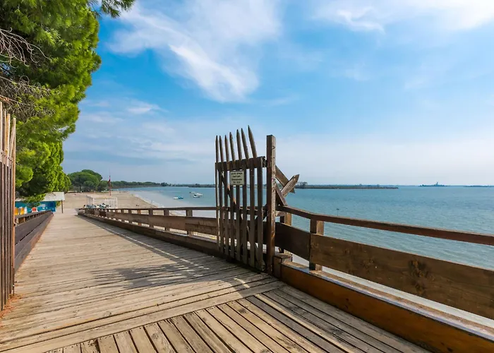 Adria - Gdo203 By Interhome